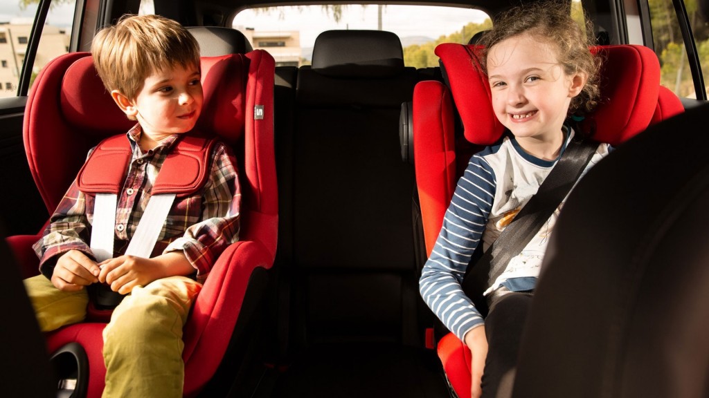 Kinder im Auto. (Foto: picture alliance/KEYSTONE | OBS/AMAG IMPORT AG/SEAT SA)