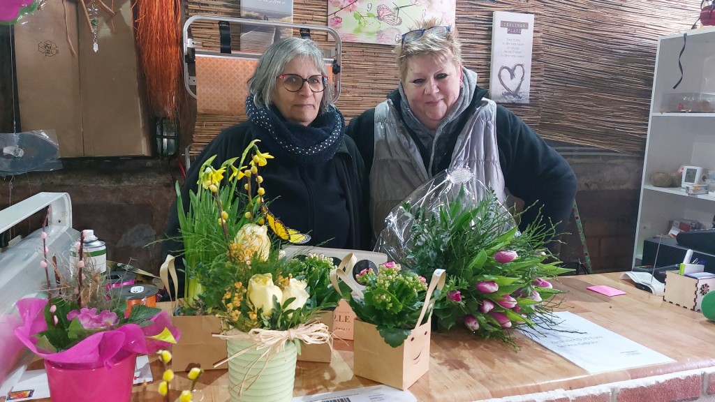 Monja Kuhn (li) und Ute La Porta