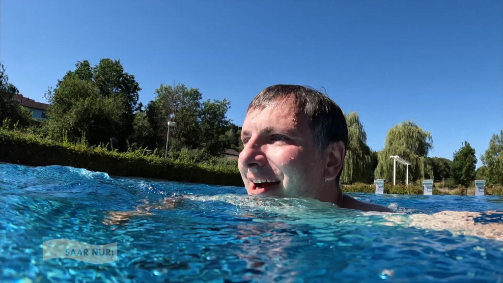 Foto: Michael Friemel beim schwimmen 