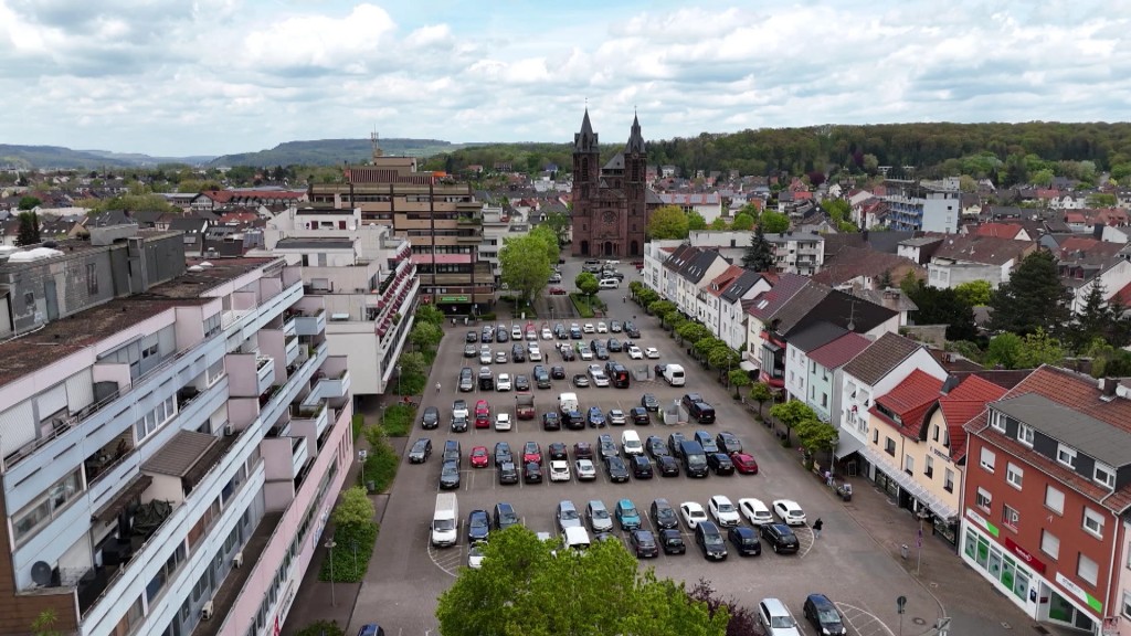 Foto: Blick auf einen Parkplatz in der Stadt