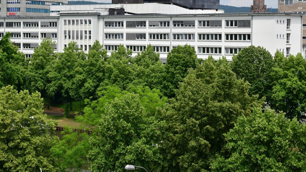 Das Finanzamt am Stadtgraben in Saarbrücken