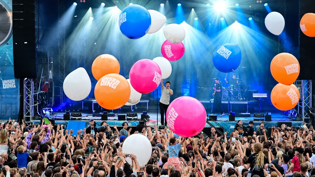 Foto: Wincent Weiss auf der Bühne beim SR Ferien Open Air.