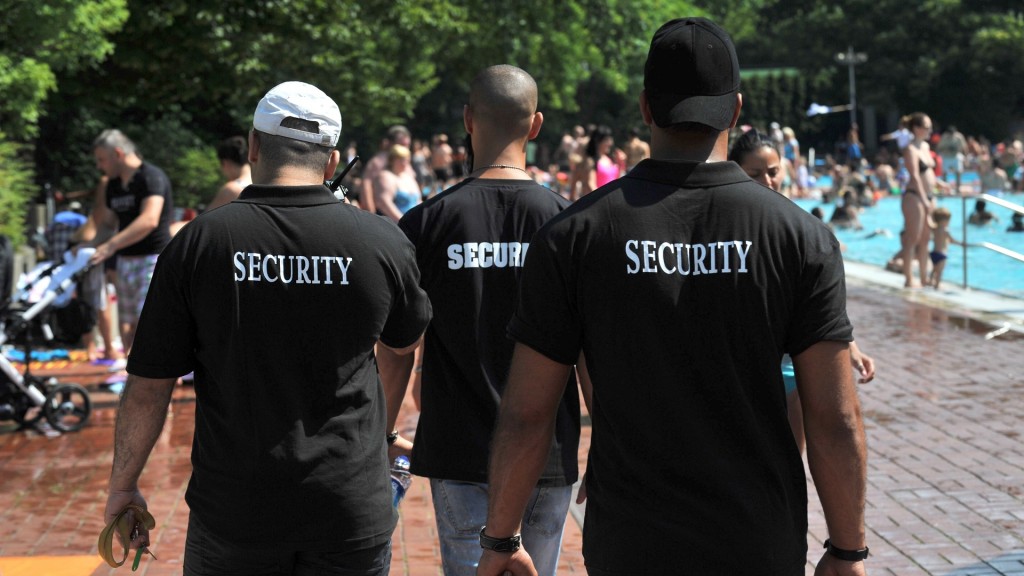 Security in einem Freibad 