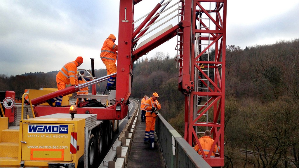 Überprüfung einer Brücke 