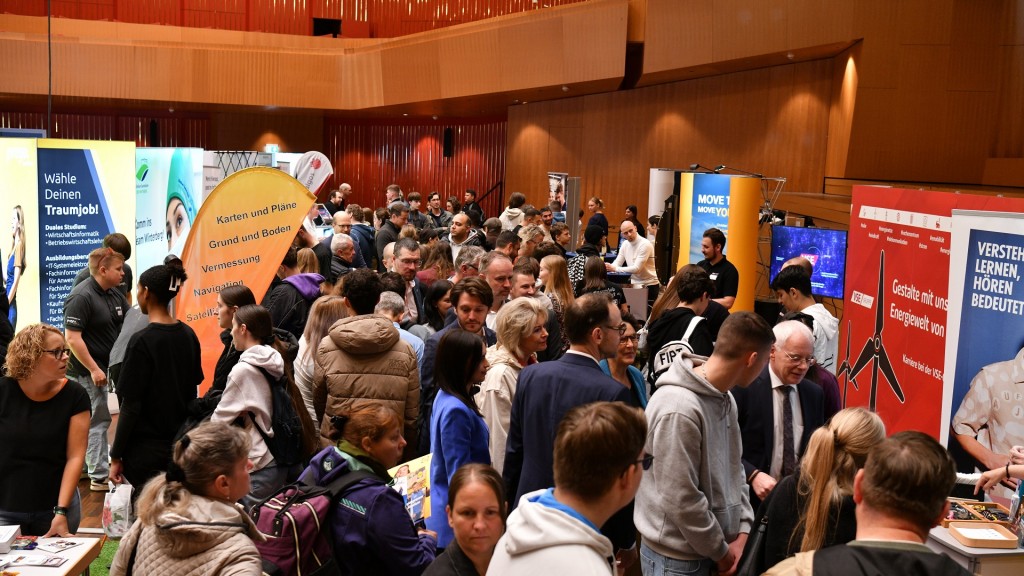 Foto: Ausbildungsplatzmesse in der Saarbrücker Congresshalle 