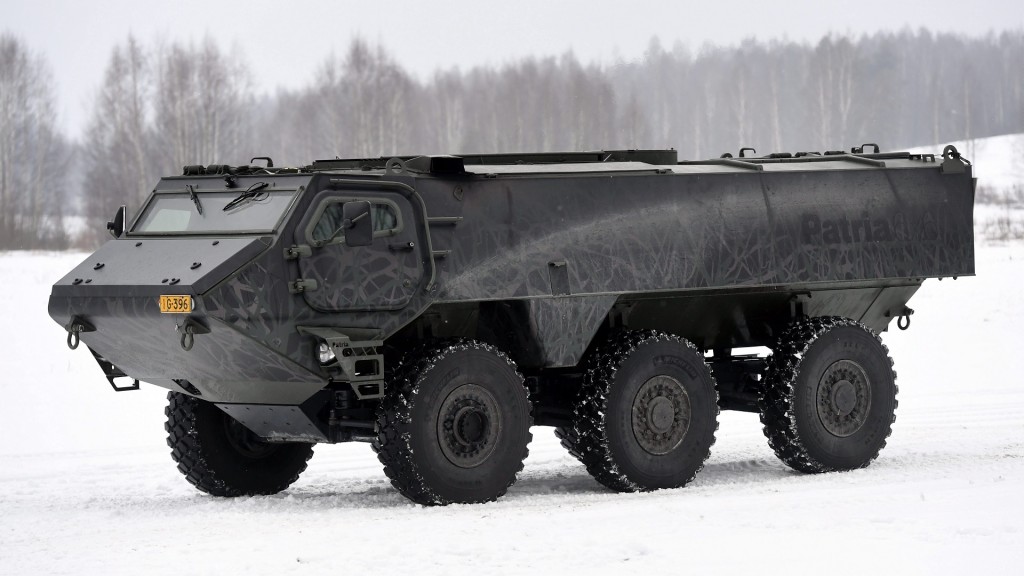 Archivaufnahme eines Patria 6x6 Transportpanzers - vorgestellt in Finnland