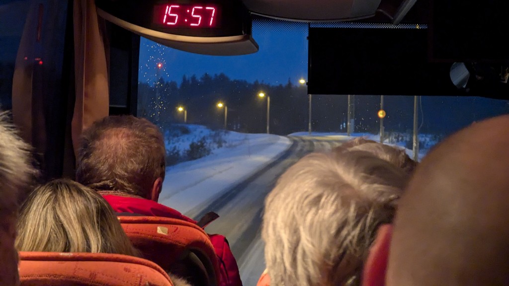 Mit dem Reisebus durch Lappland