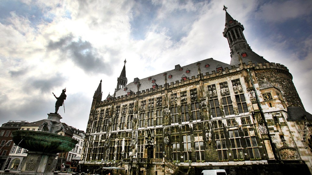 Das Rathaus in Aachen (dpa)