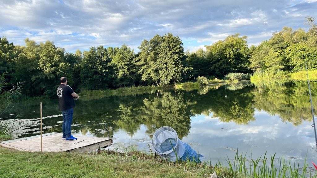 Christian Bach vom Angelsportverein am Weiher
