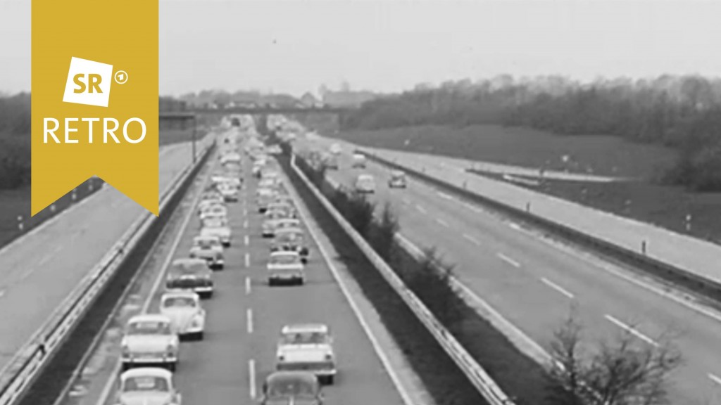 Voll befahrene Autobahn