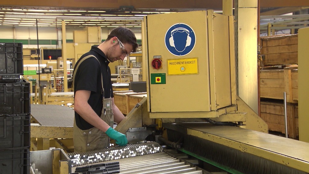 Foto: Ein junger Mann bei der Arbeit