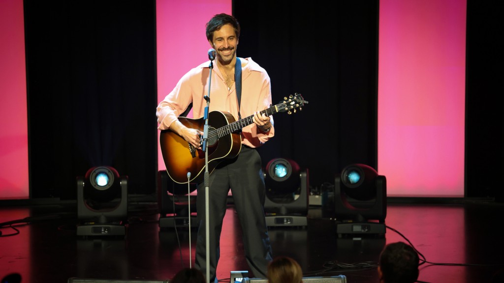 Max Giesinger auf der Bühne