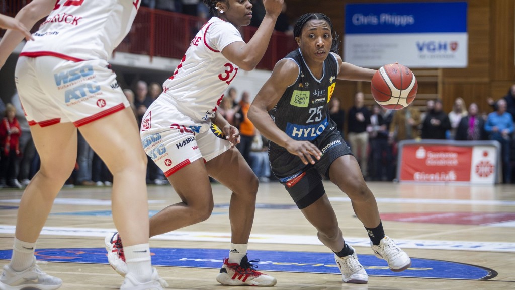 Saarlouis Royals Nr. 25 Martha Ann Burse im Spiel gegen die GiroLive Panthers Osnabrück