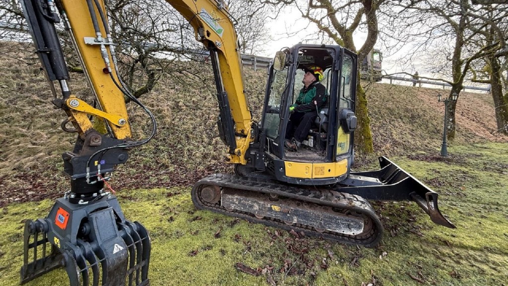 Freaky Jörn im Bagger