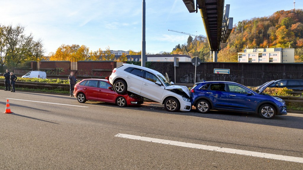 Verkehrsunfall auf der Saarbrücker Stadtautobahn A 620