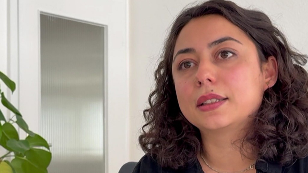 Behnaz Bleihmehl, Leiterin des Antidiskriminierungsforum Saar