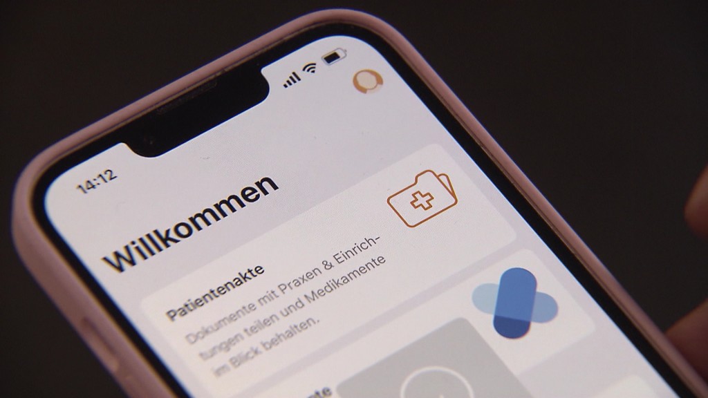 Foto: Zugriff auf die elektronische Patientenakte über ein Smartphone