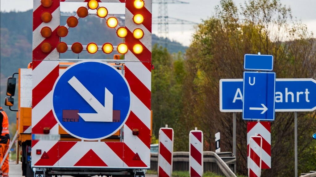 Autobahn Sperrung, Baustellenfahrzeug