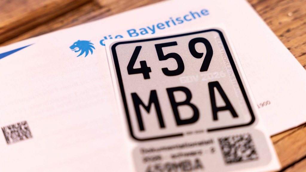 Schwarzes Versicherungskennzeichen