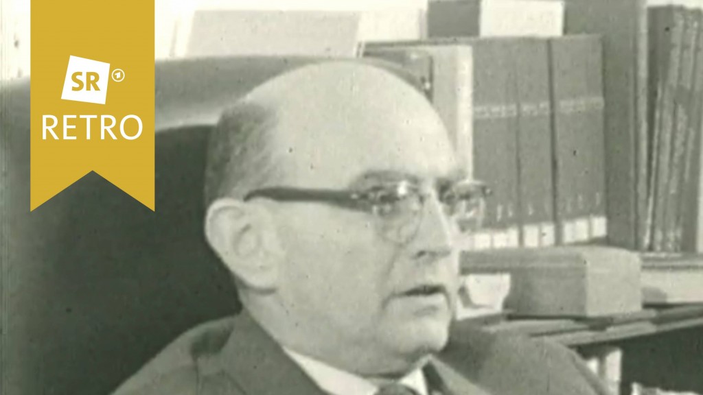 Israelischer Generalstaatsanwalt Gideon Hausner in seinem Büro