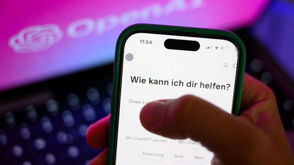 Symbolbild: Umgang mit KI im Unterricht. Ein Smartphone mit dem KI-Chatbot ChatGPT. 