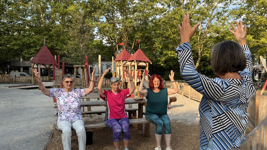 Sitzyoga in Hostenbach vom Kneippverein organisiert