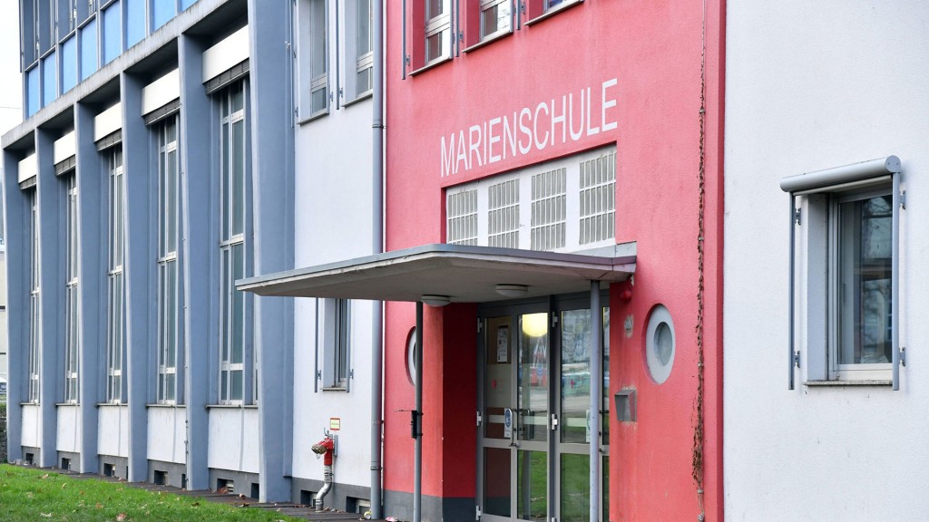 Foto: Das Gymnasium Marienschule in Saarbrücken